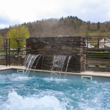 Outdoor pool at the Bagnols-les-Bains thermal spa