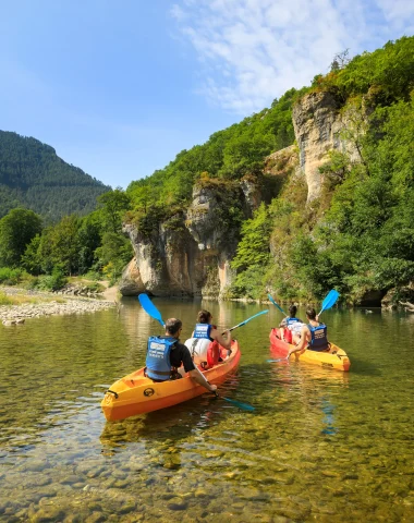 Canoe kayak