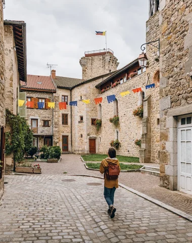 The narrow streets of Le Malzieu