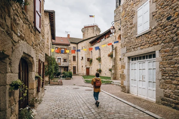 The narrow streets of Le Malzieu