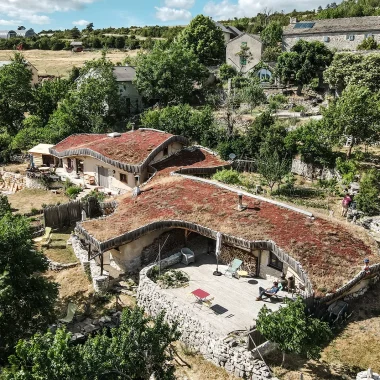 Les Kasalas Bed and Breakfast