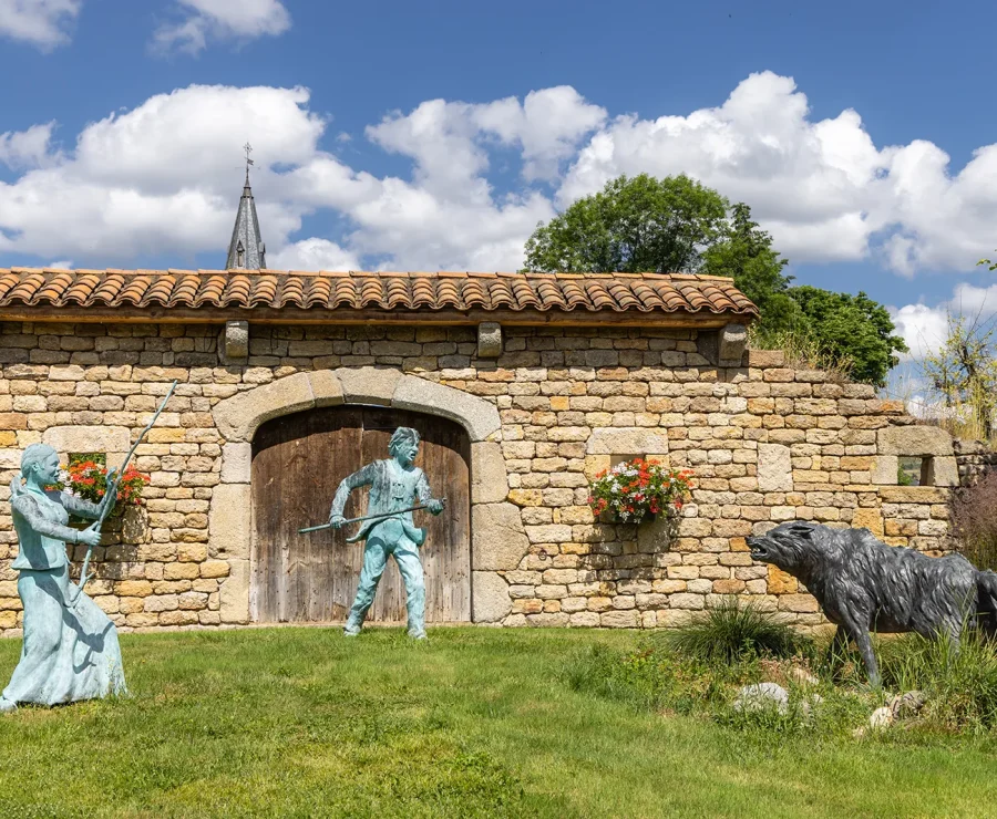 Statue of the Beast of Gévaudan in Malzieu
